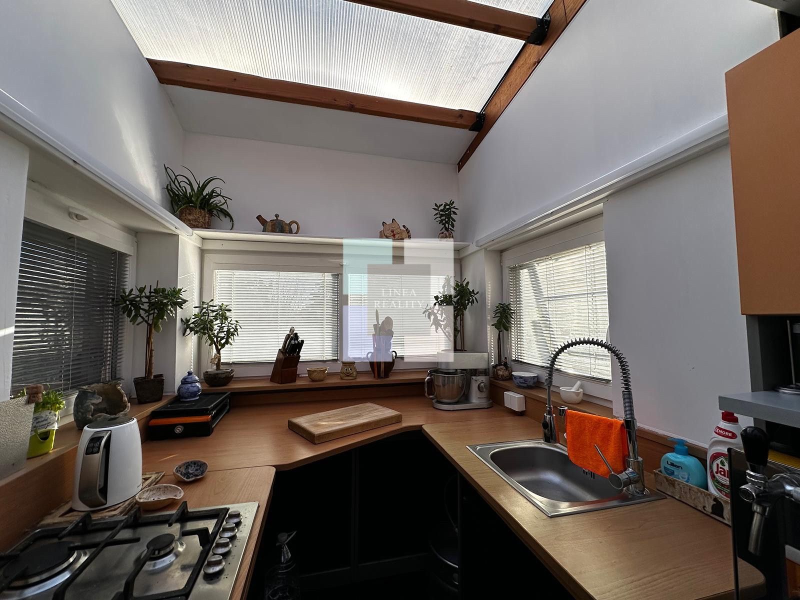 Chaty, Hrusice, 49 m²