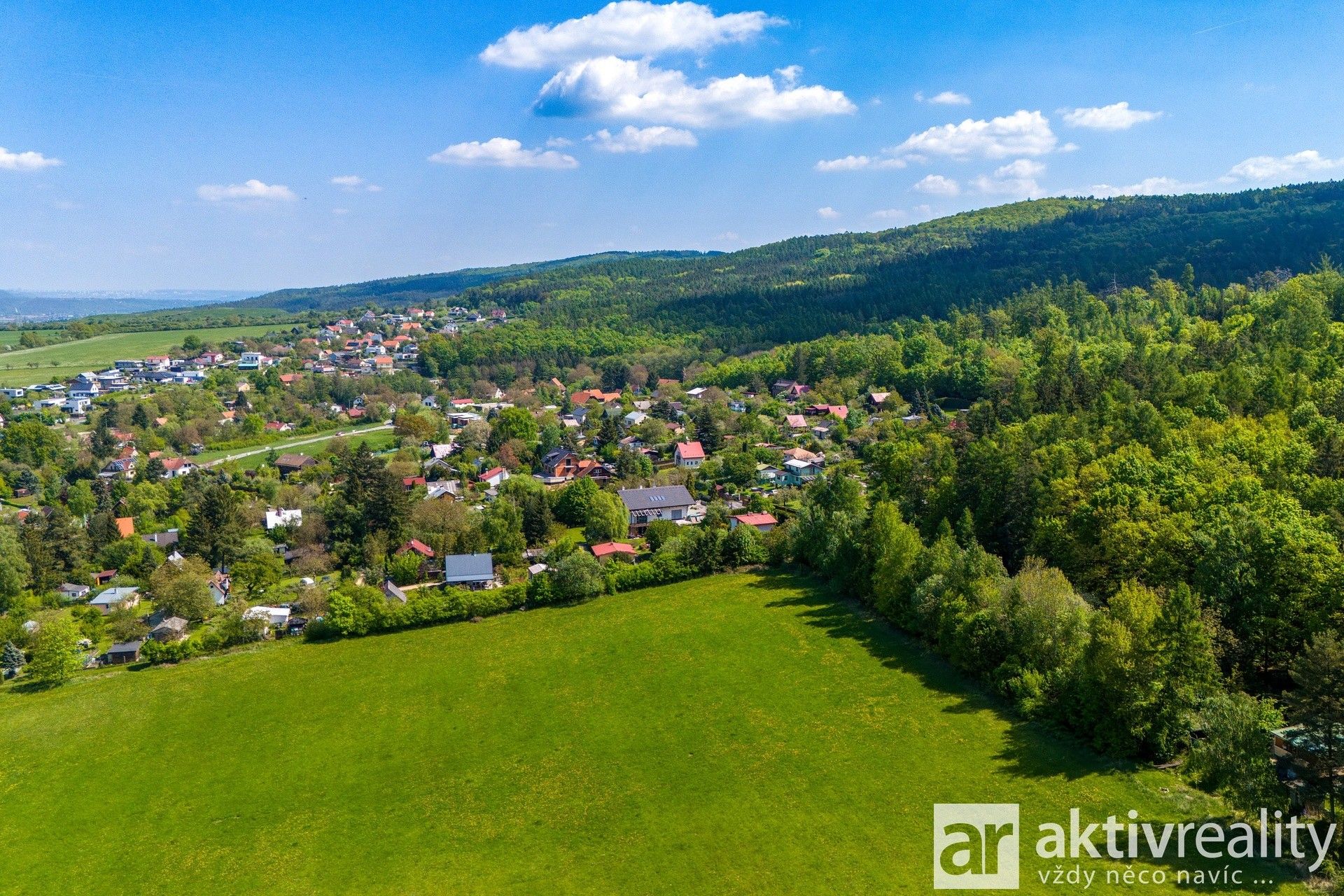 Pozemky pro bydlení, V Zátiší, Svinaře, 1 169 m²