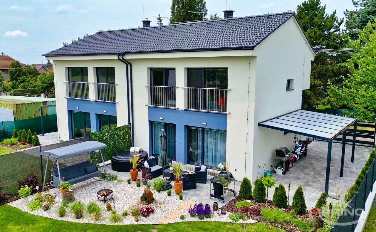 Rodinné domy, Jenečská, Unhošť, 110 m²