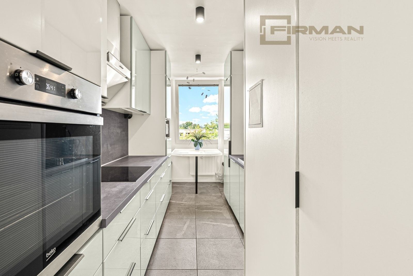 3+1, Dolákova, Praha, 78 m²