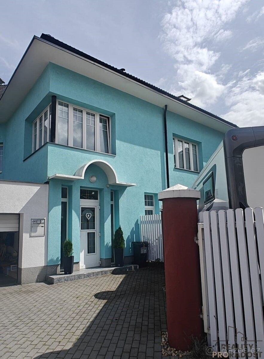 3+kk, Praha 10, 111 01, 80 m²