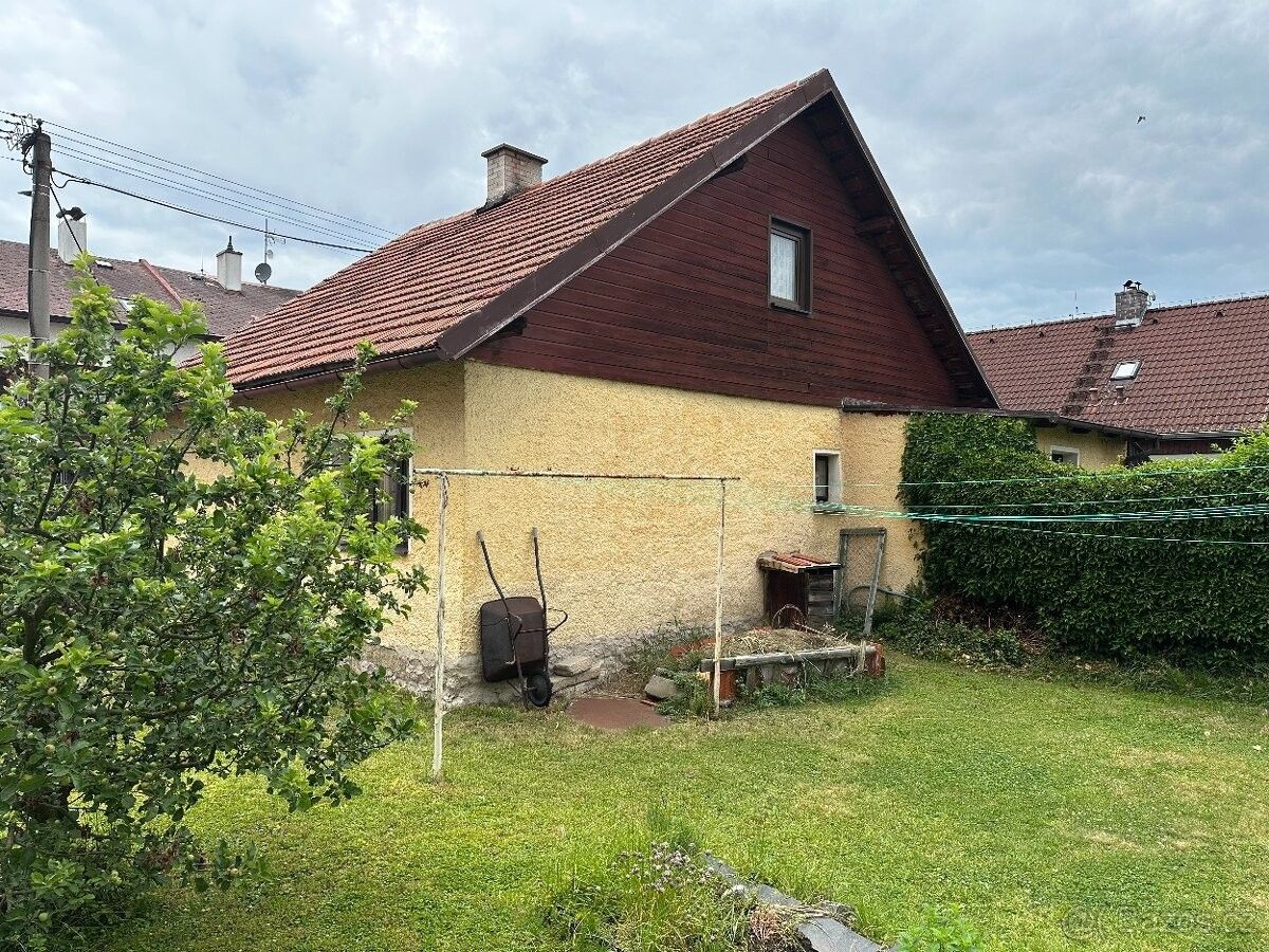 Prodej dům - Nýrsko, 340 22