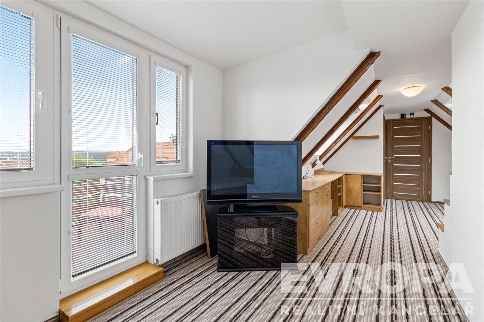4+kk, Nad Šárkou, Praha, 122 m²