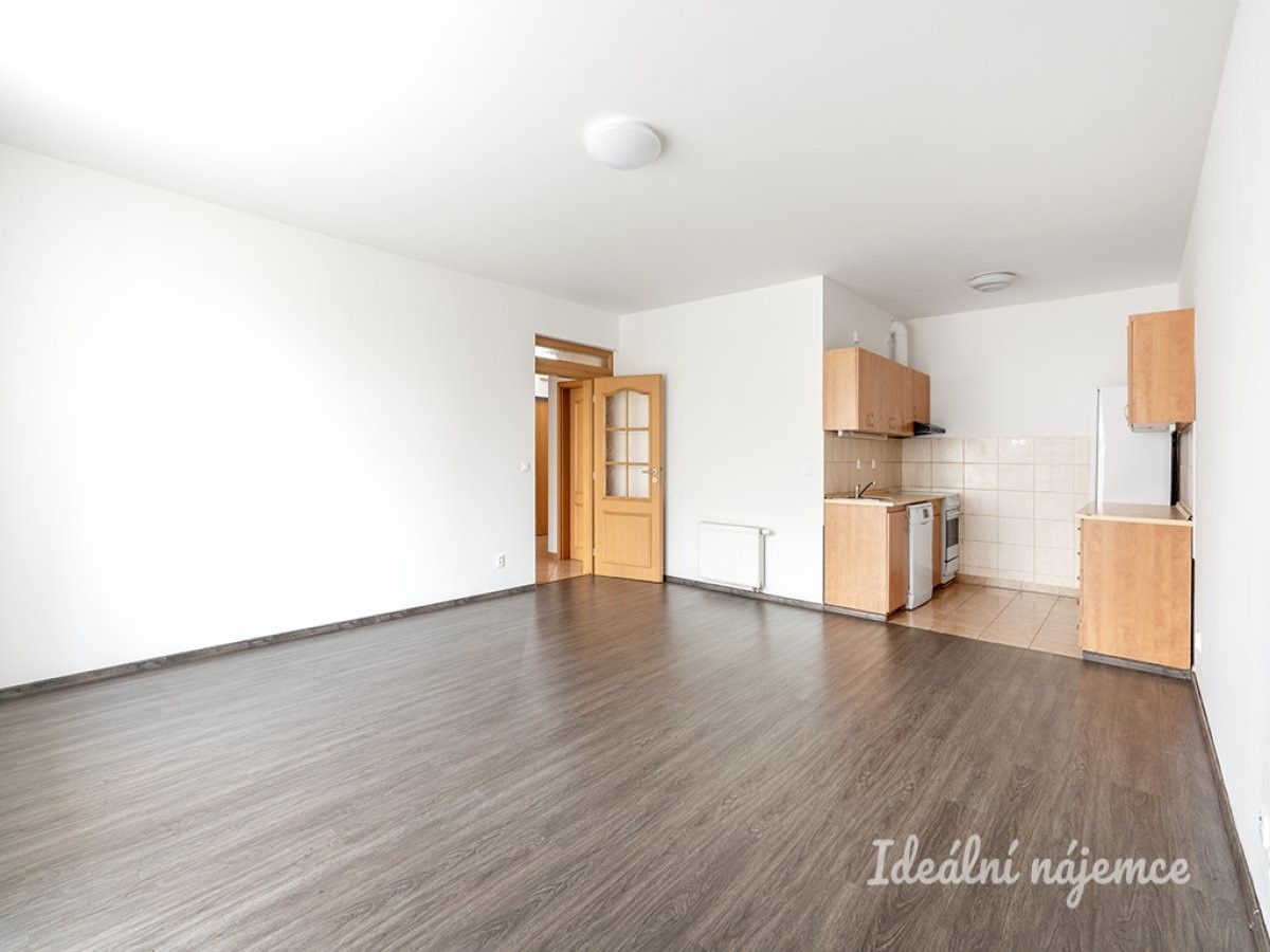 2+kk, Sicherova, Praha, 57 m²