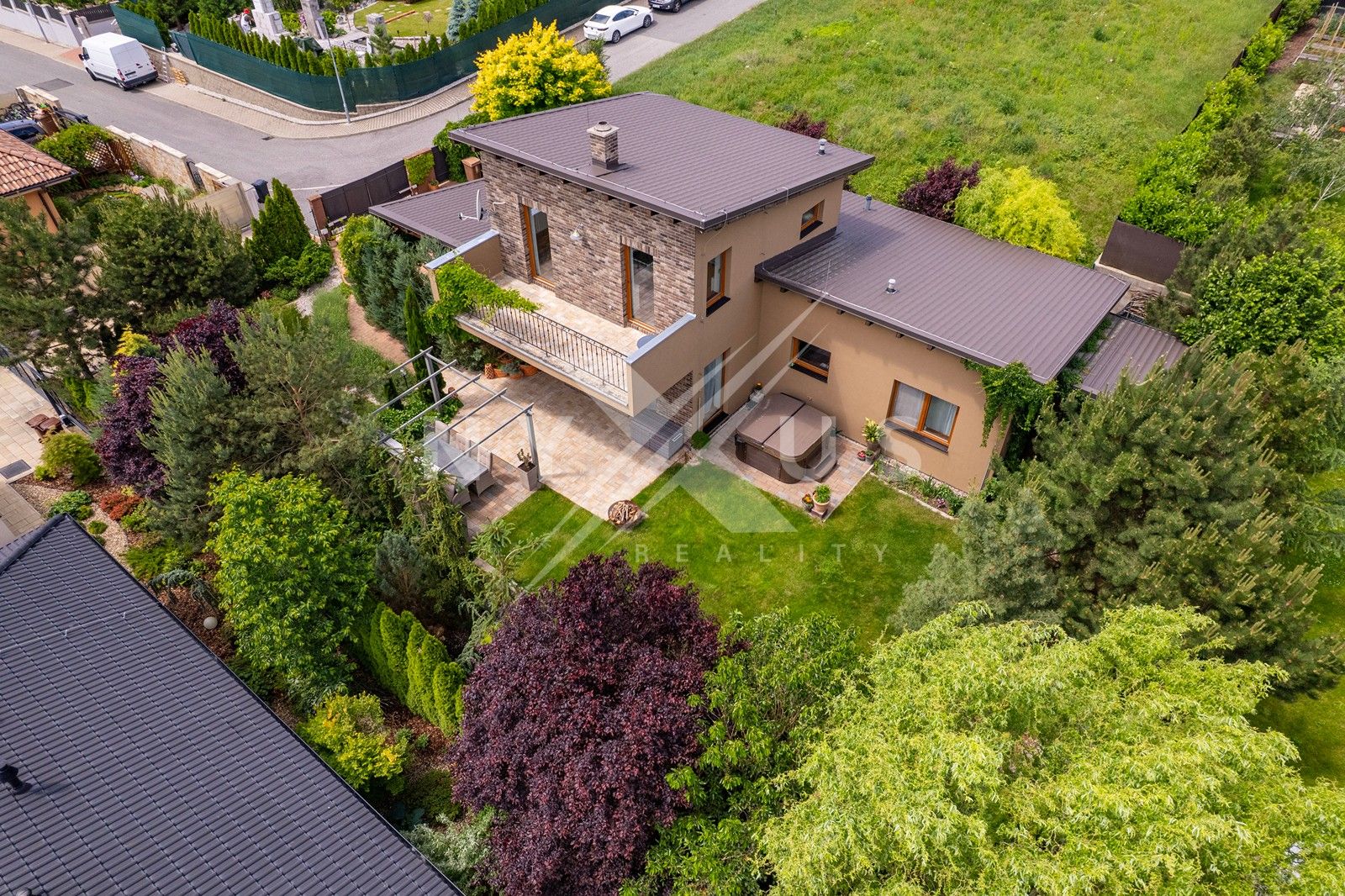 Ostatní, Na Vinohradech, Králův Dvůr, 103 m²