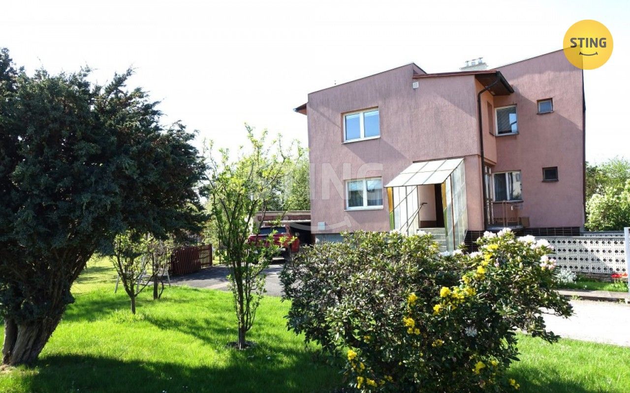 Rodinné domy, Dobrá, 200 m²