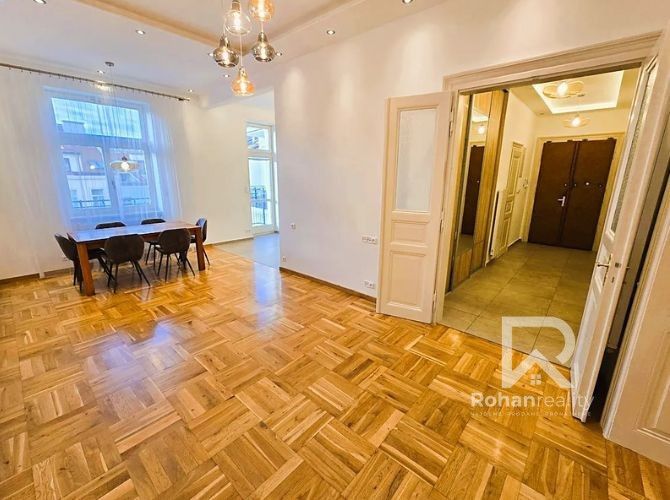 2+kk, Na Zderaze, Praha, 87 m²