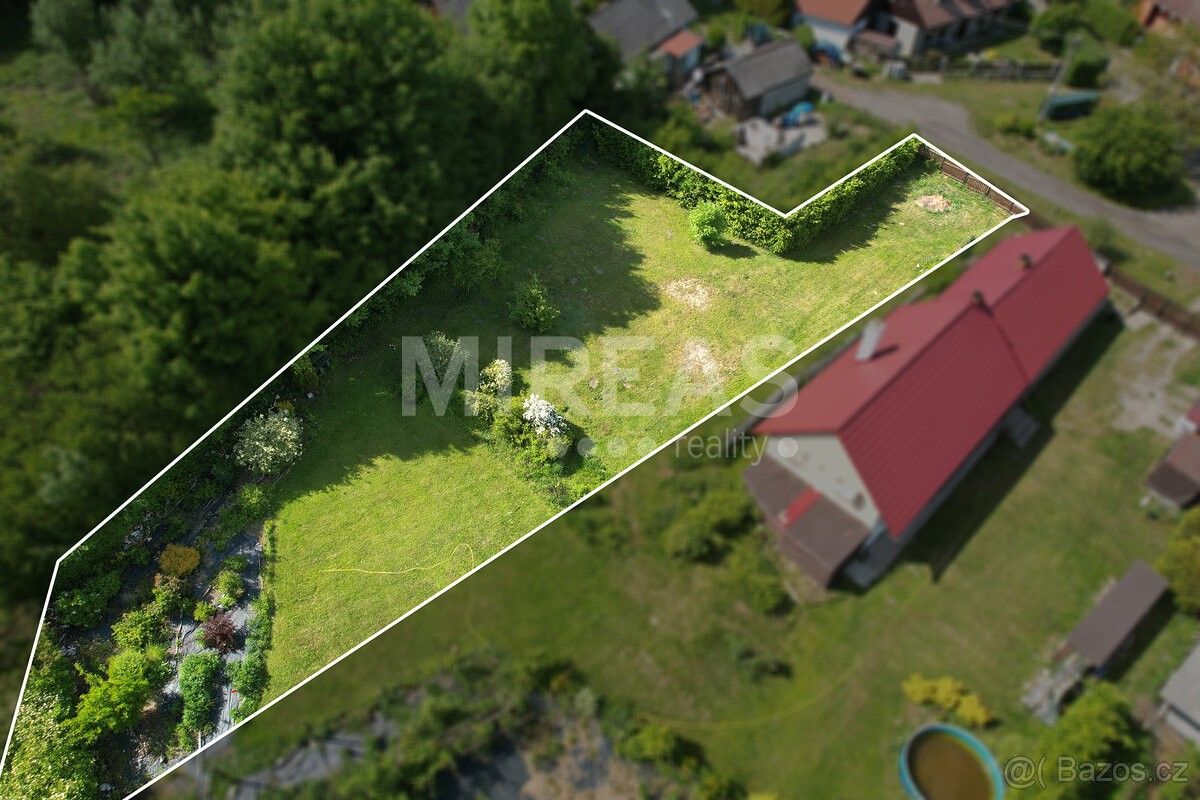Prodej pozemek - Loučeň, 289 37, 1 000 m²