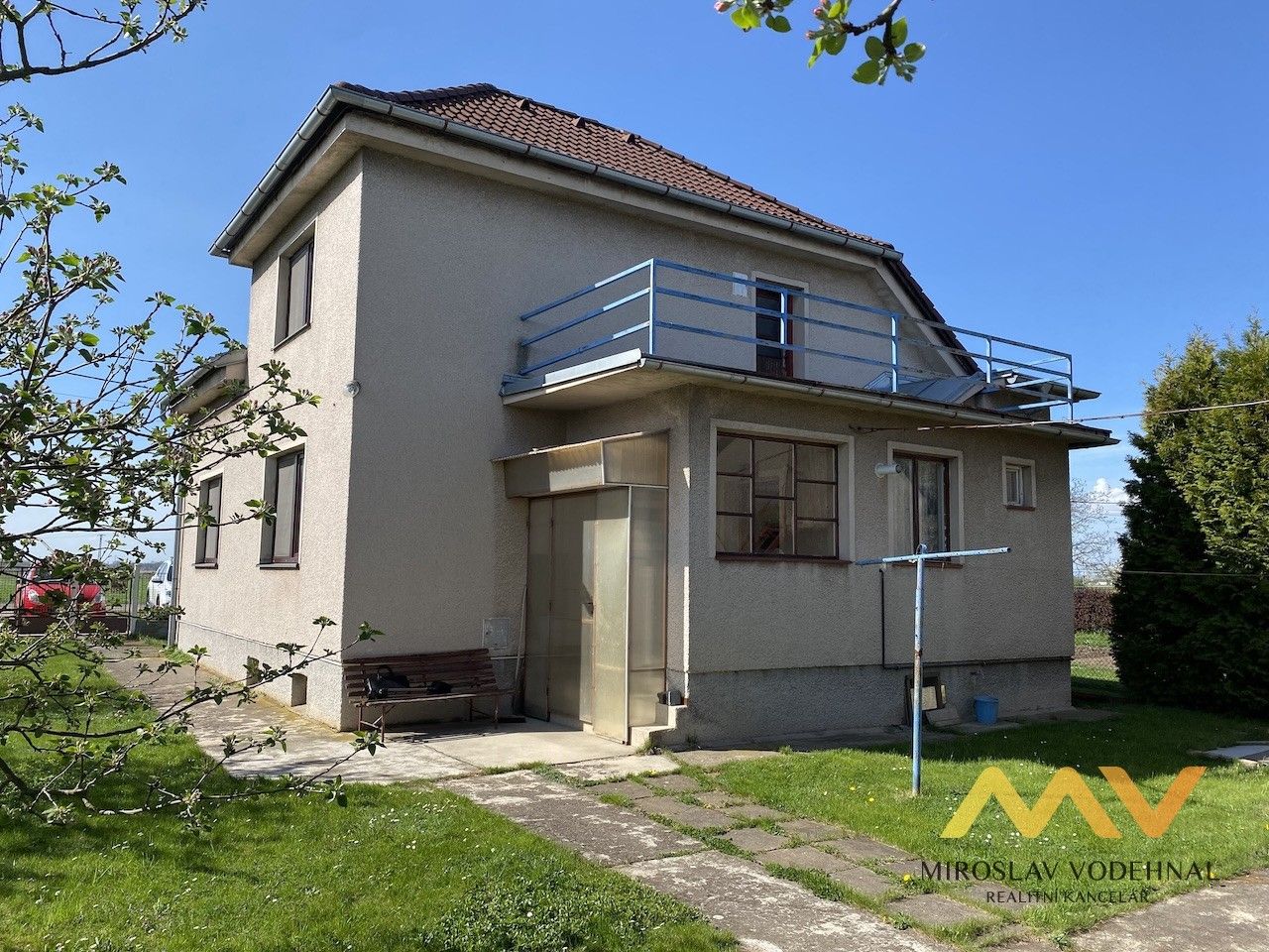 Prodej rodinný dům - Dobřenice, 120 m²