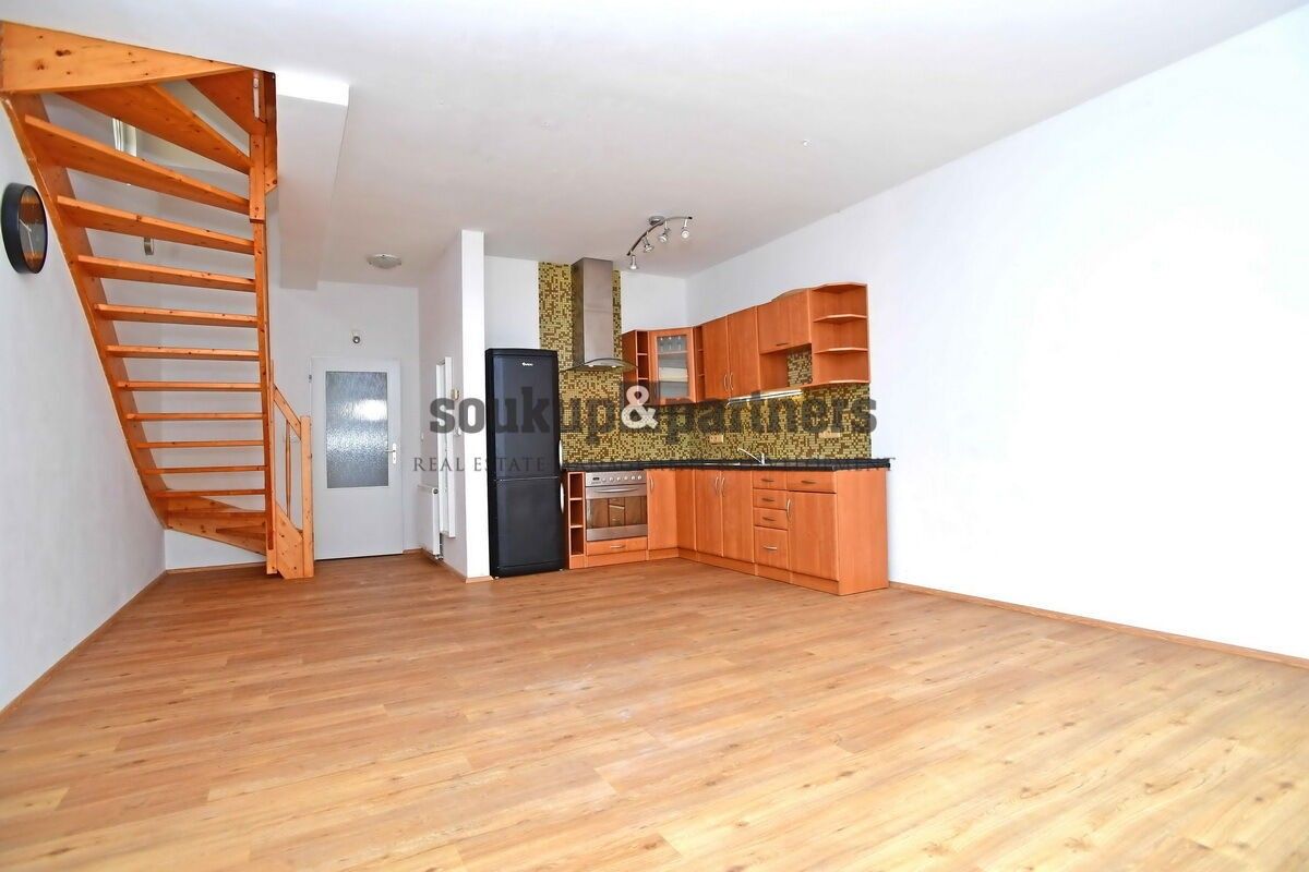 Prodej rodinný dům - Nová, Králův Dvůr, 106 m²