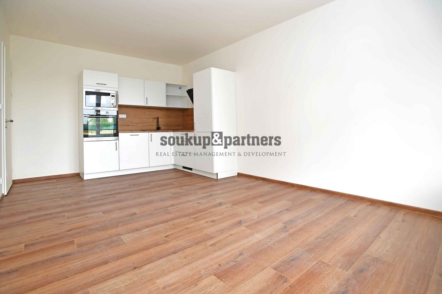 2+kk, Praha, 51 m²