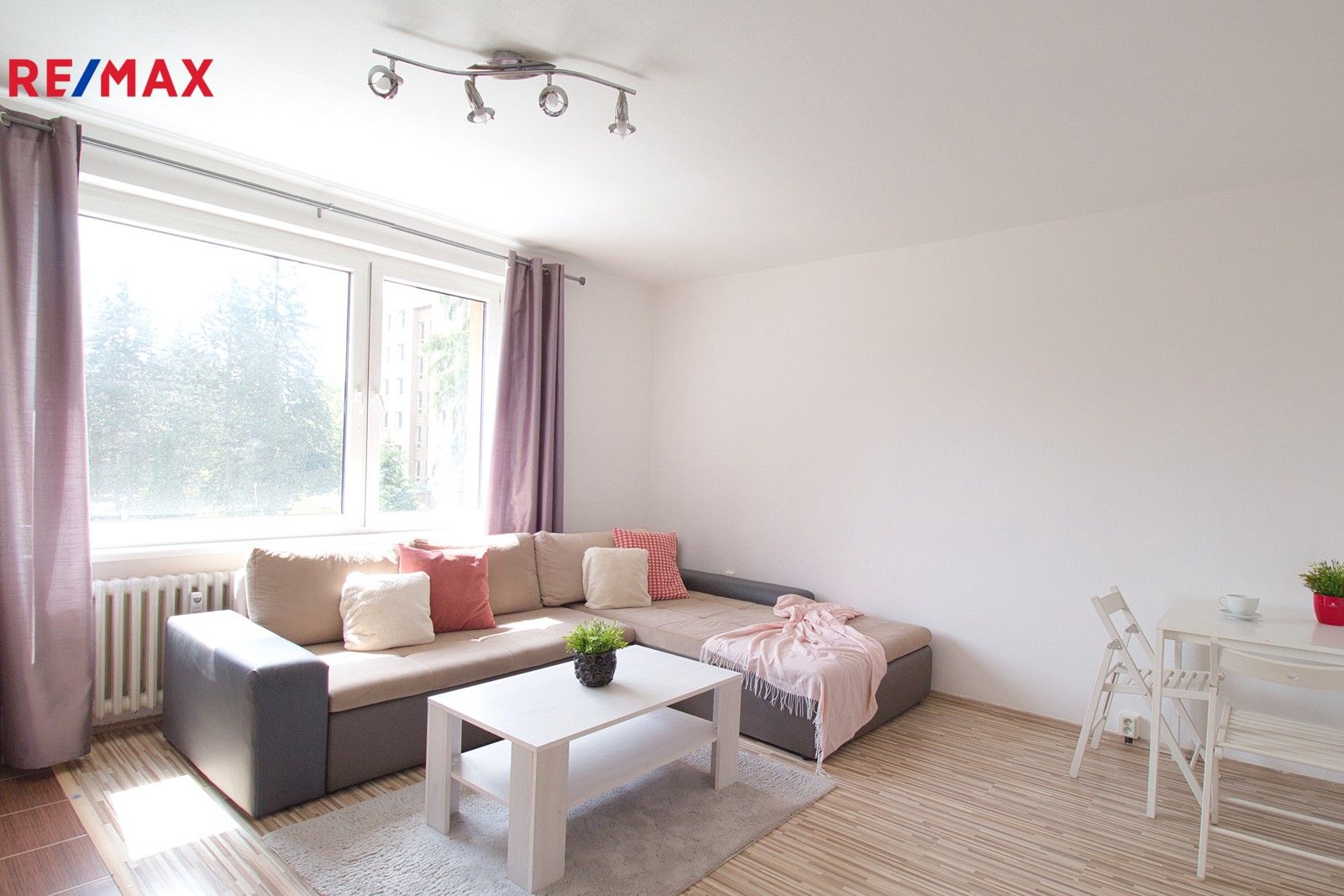 2+kk, Tunelářů, Praha, 42 m²