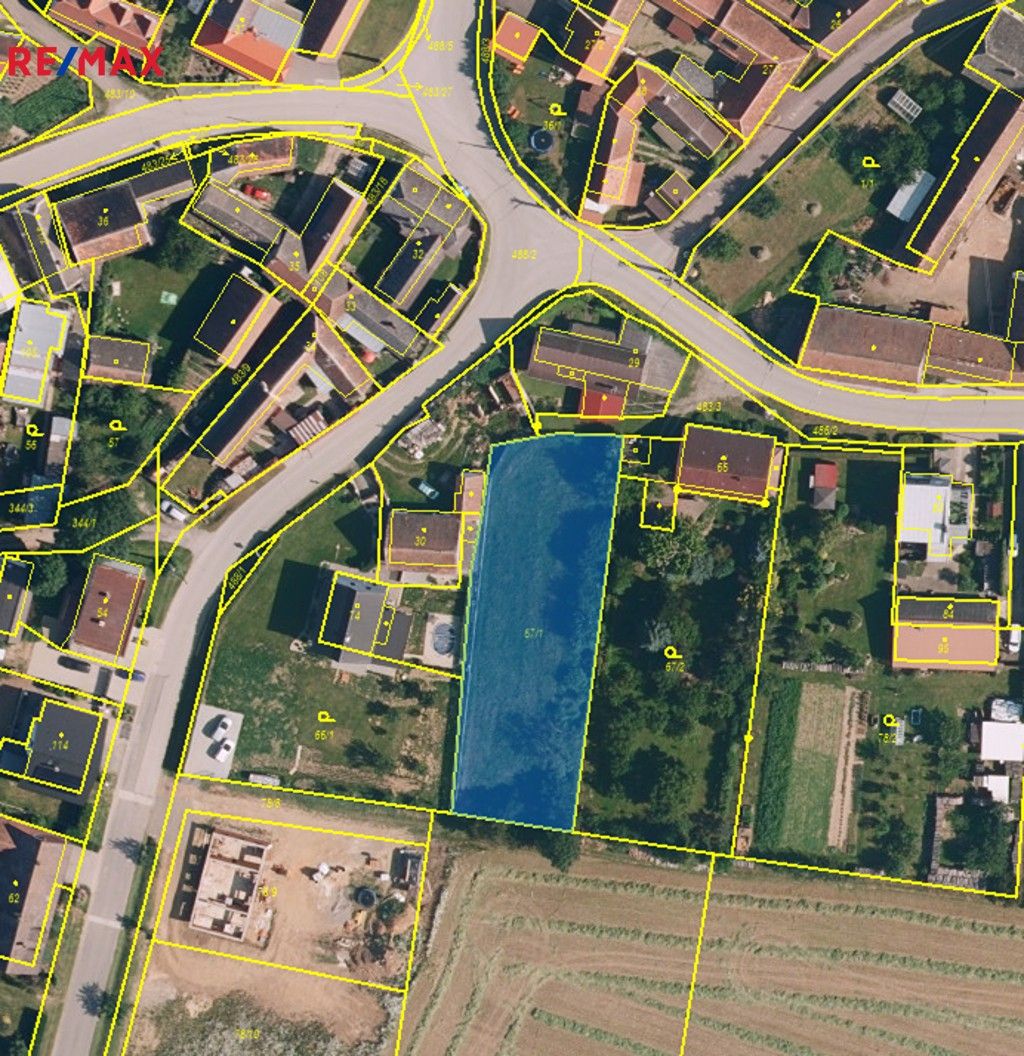 Pozemky pro bydlení, Dolní Lažany, 1 472 m²