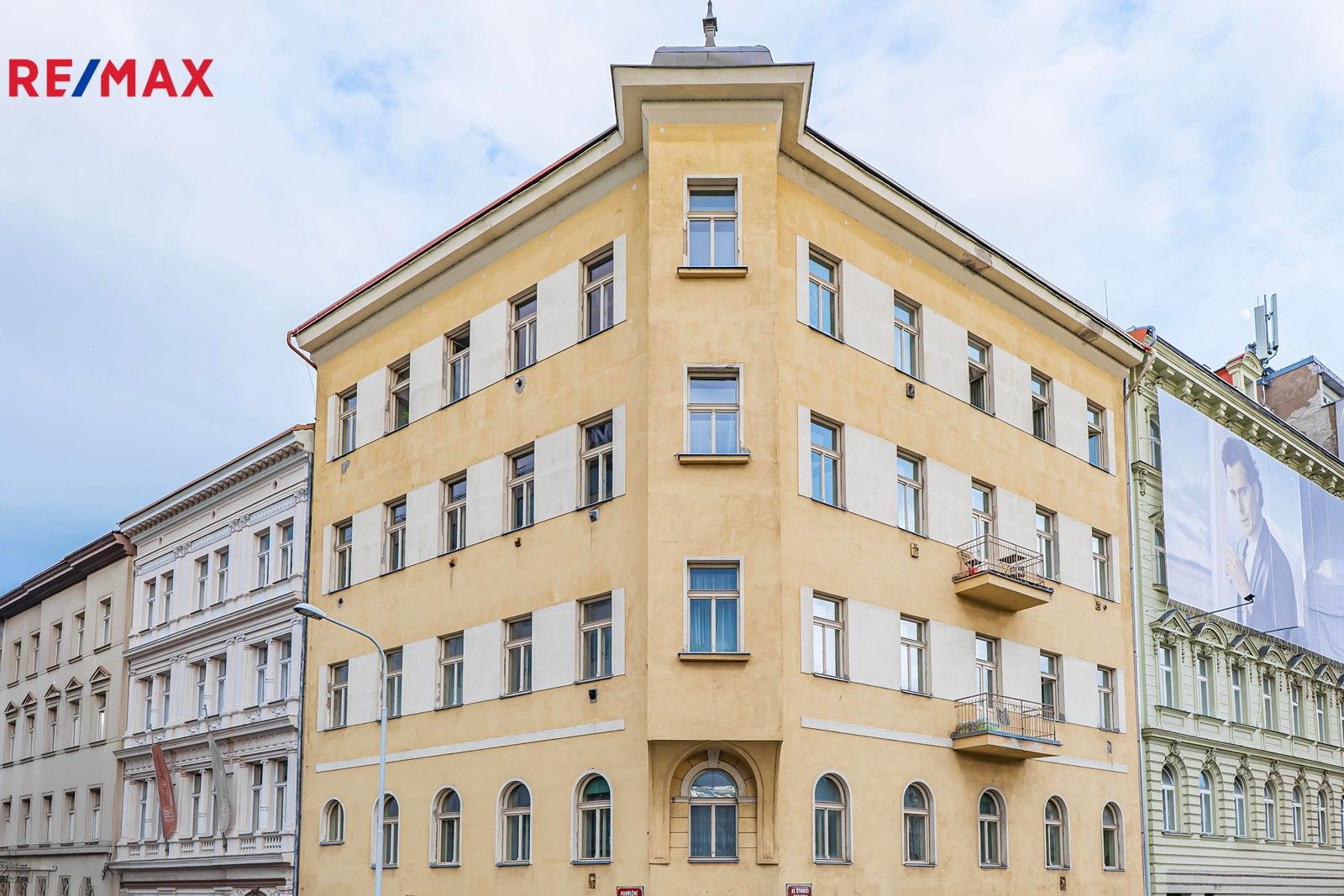 2+kk, Pobřežní, Praha, 54 m²