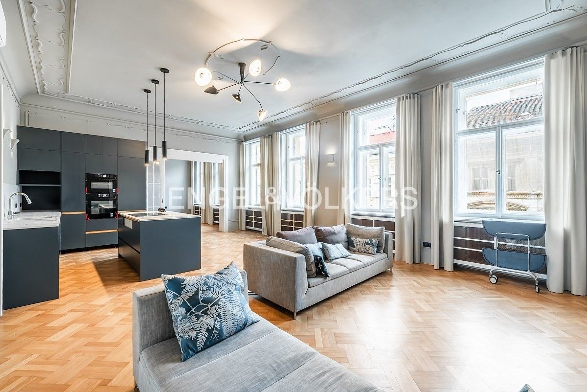 4+kk, Zborovská, Praha, 146 m²