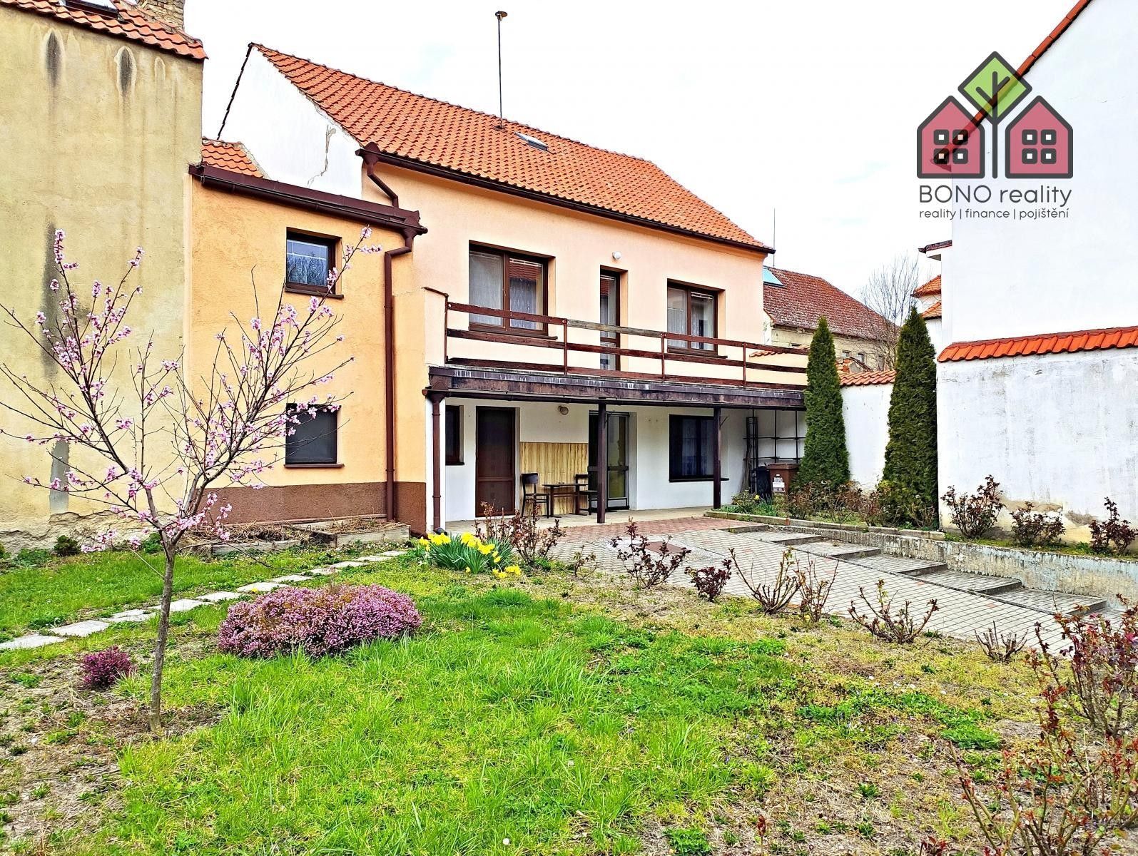 Rodinné domy, Vrchlického, Libochovice, 162 m²
