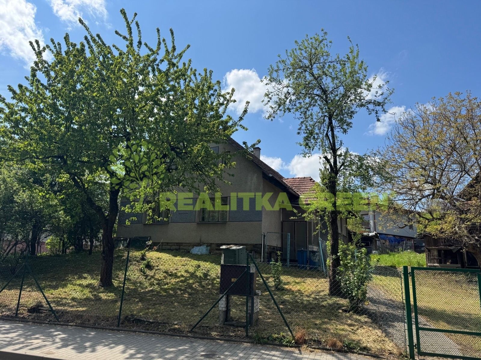Prodej rodinný dům - Francova Lhota, 256 m²