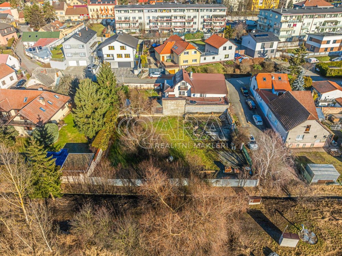 Rodinné domy, Nad propustí, Praha, 268 m²