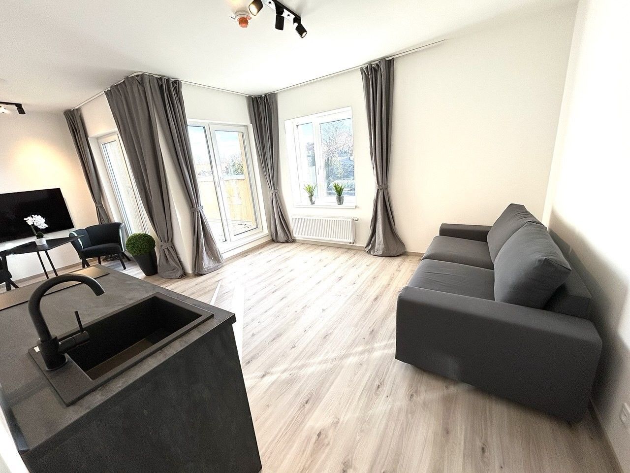 1+kk, V Kněžívce,Tuchoměřice,Tuchoměřice, 33 m²