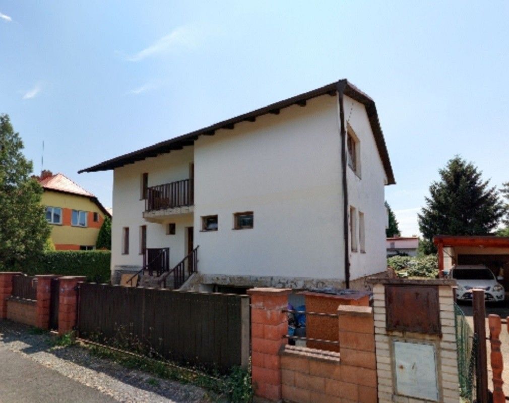 Prodej dům - Praha, 190 16, 136 m²