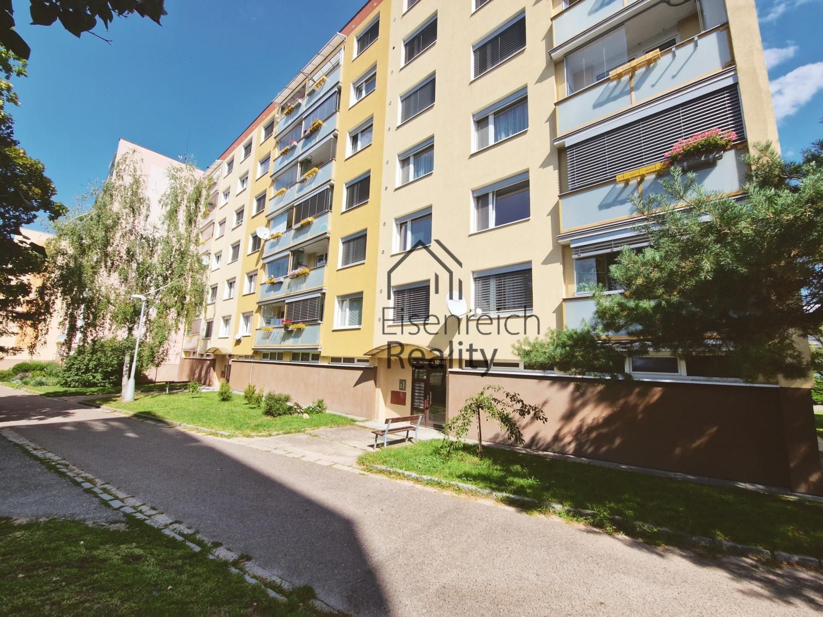 1+1, Fričova, Hradec Králové, 38 m²