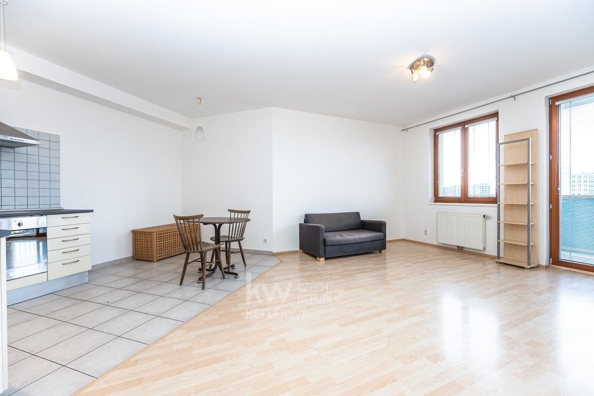 2+kk, U Kamýku, Praha, 57 m²