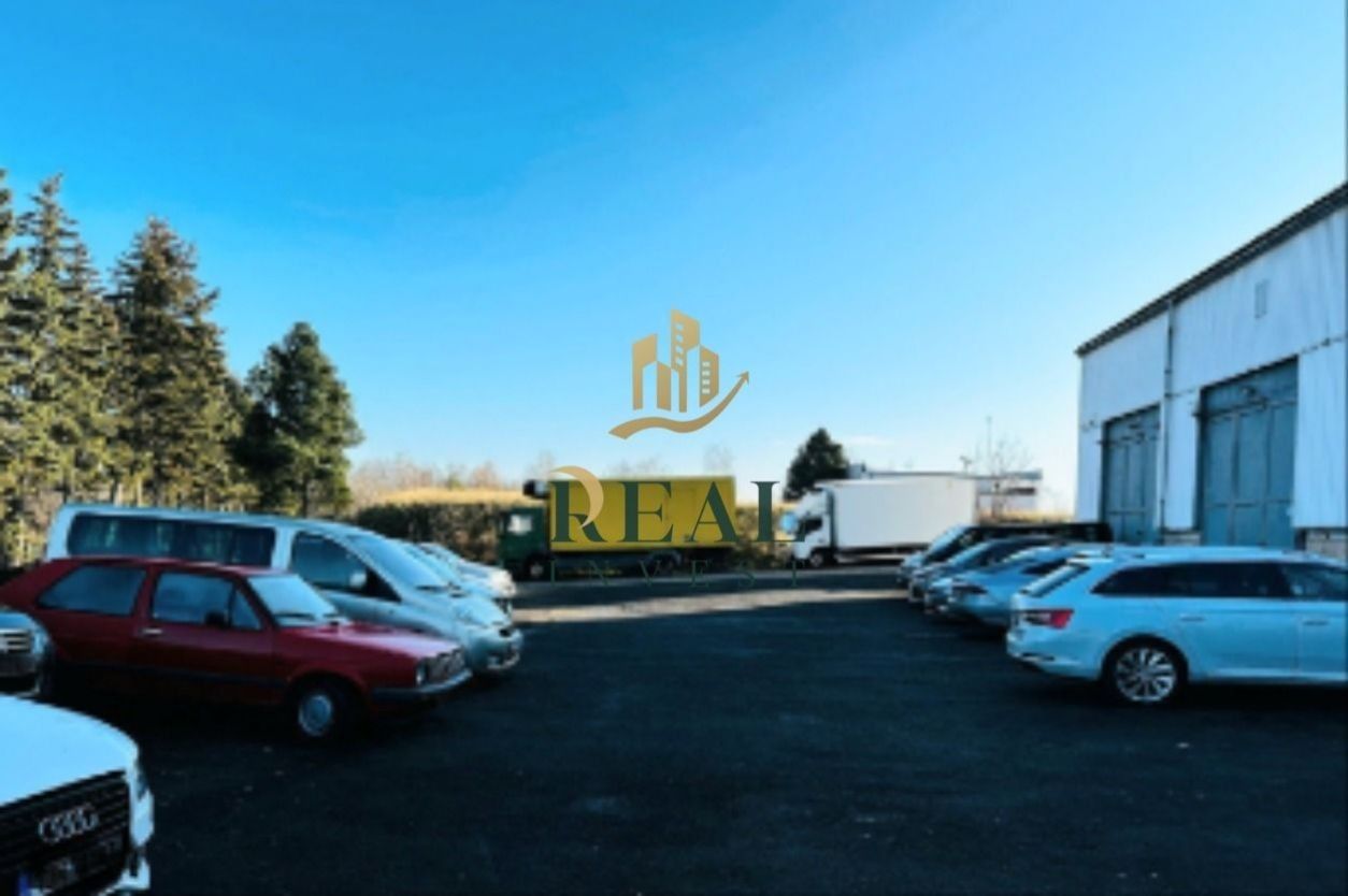 Obchodní prostory, Lipská, Chomutov, 3 000 m²