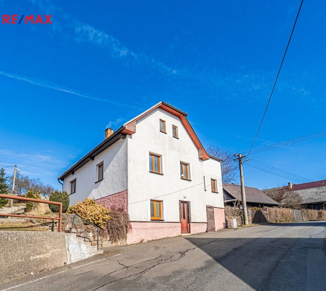 Ostatní, Skořice, 192 m²
