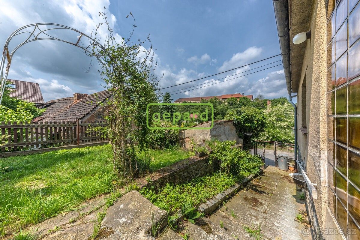 Prodej dům - Nový Knín, 262 03, 1 095 m²