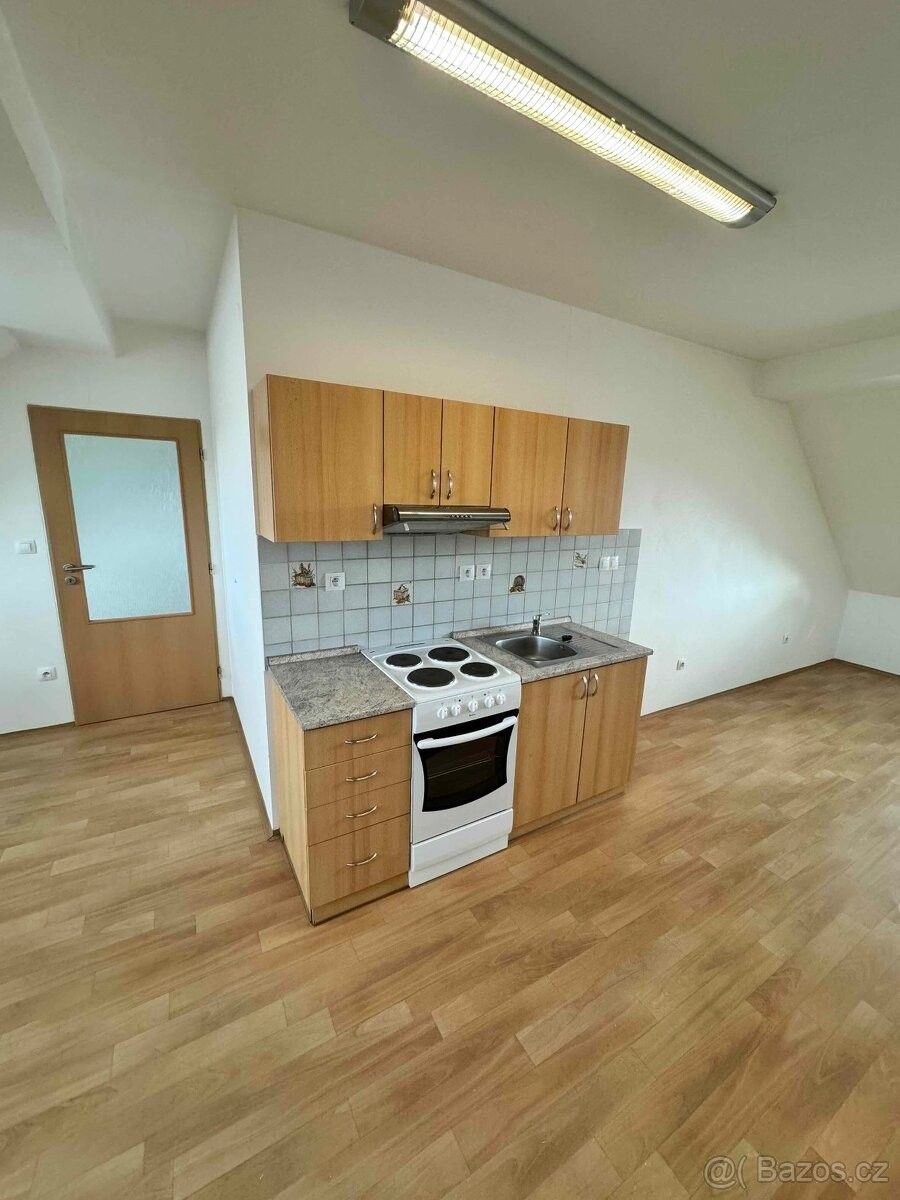 Pronájem byt 1+kk - Brno, 614 00, 30 m²