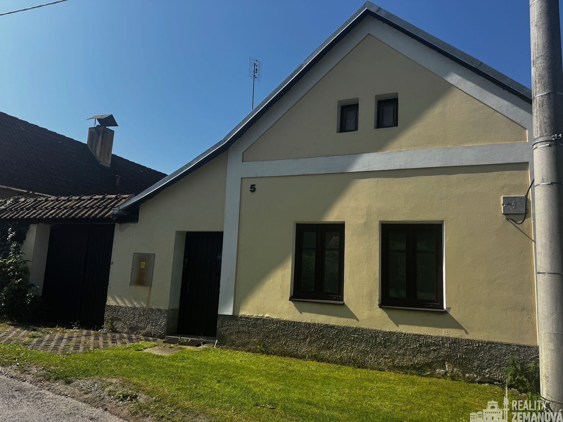 Rodinné domy, Zádolí, Neveklov, 75 m²