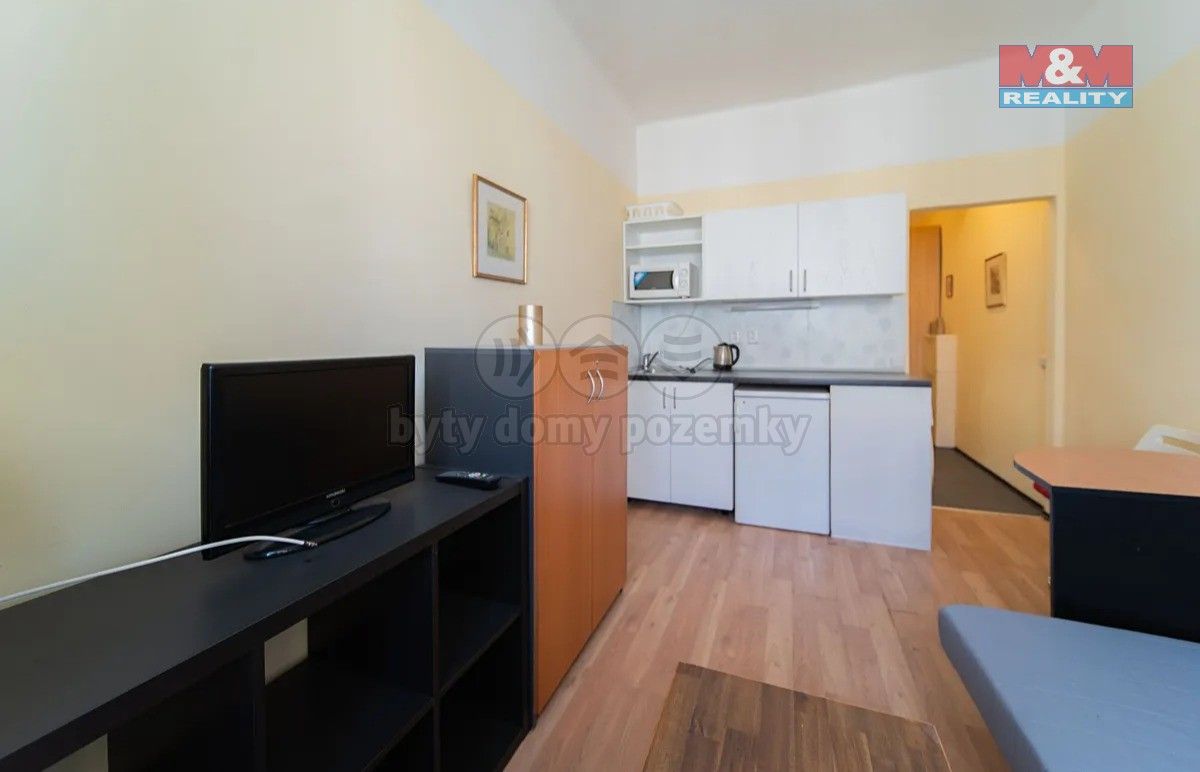 Prodej byt 1+kk - Jindřicha Plachty, Praha, 20 m²