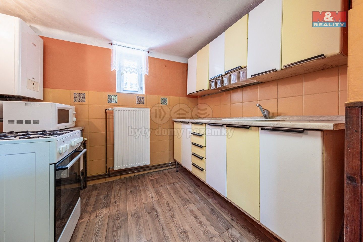 Prodej rodinný dům - Cerhýnky, Cerhenice, 100 m²