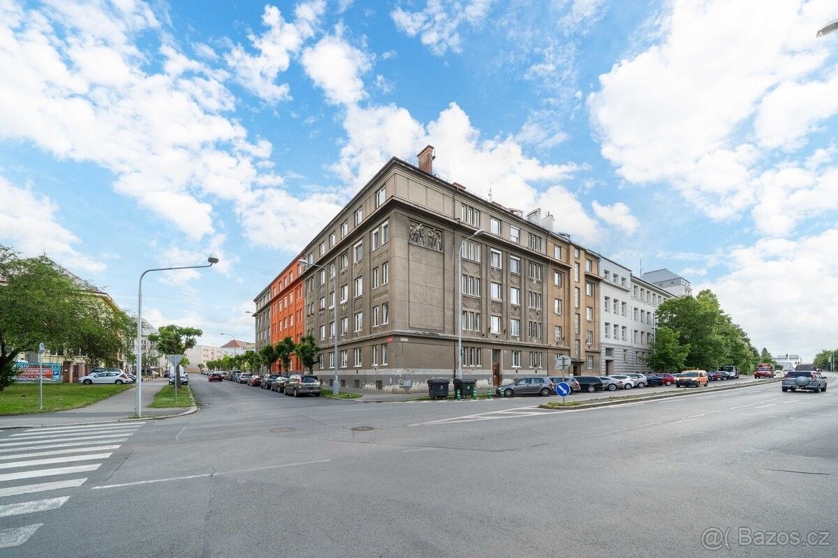 1+1, Plzeň, 301 00, 55 m²