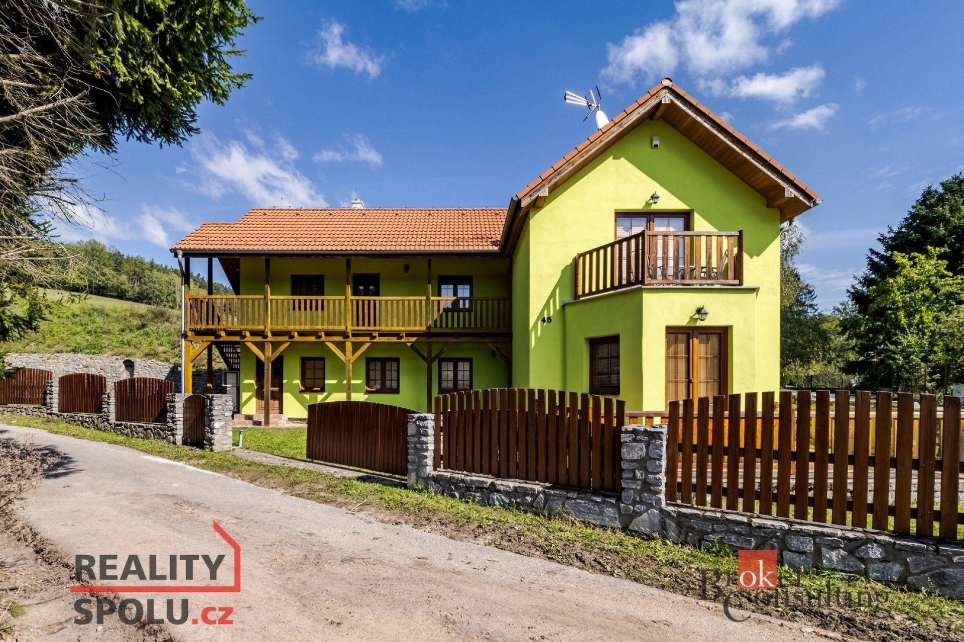 Prodej rodinný dům - Plešovice, Zlatá Koruna, 153 m²