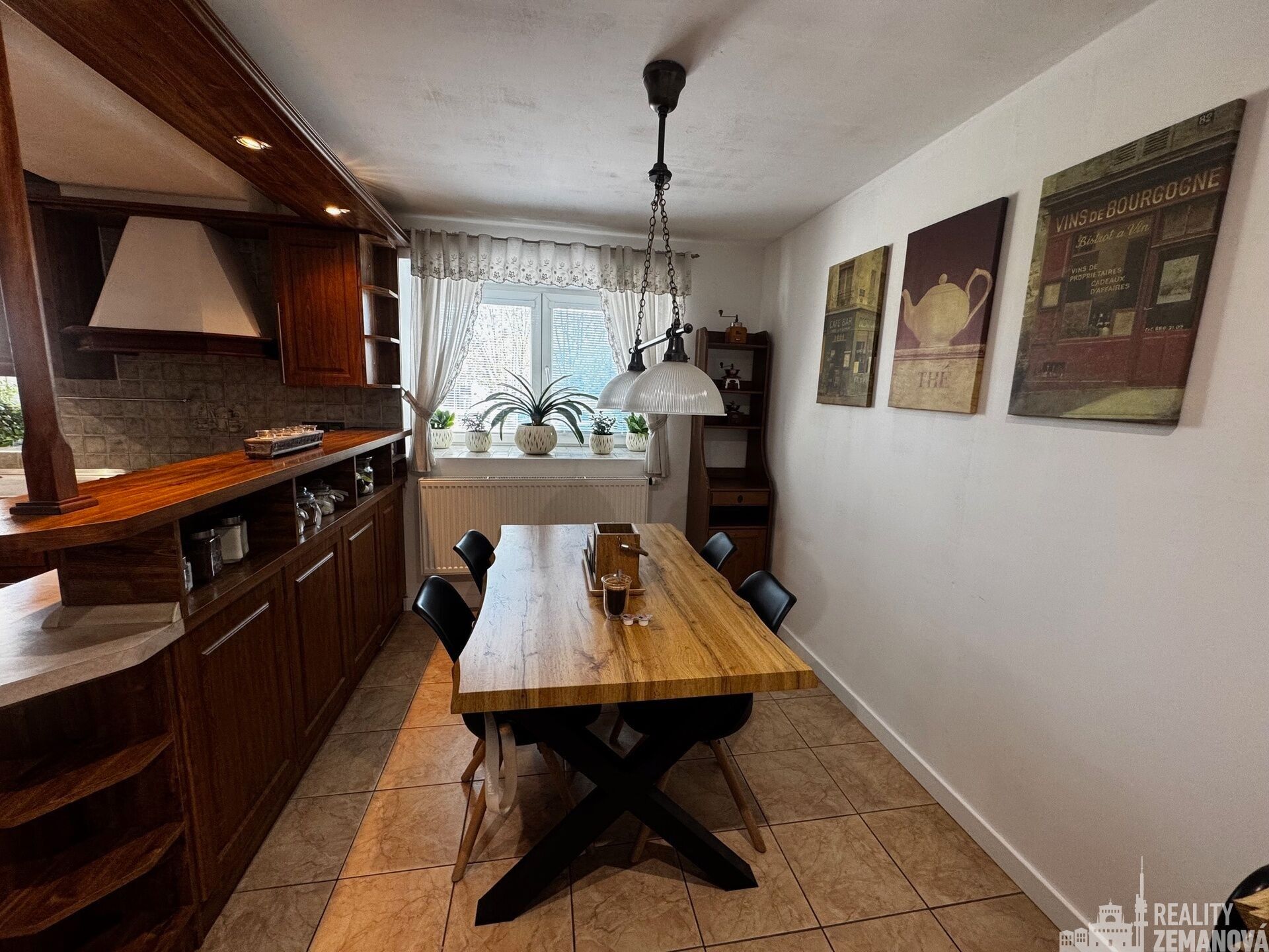 Prodej rodinný dům - Zvoleněves, 125 m²