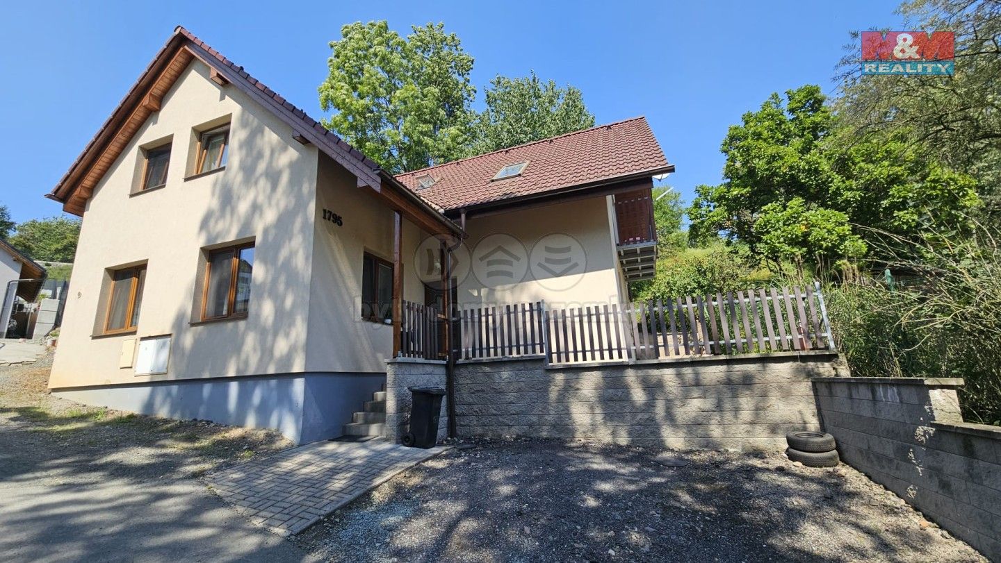 1+1, Na Dubince, Rychnov nad Kněžnou, 90 m²