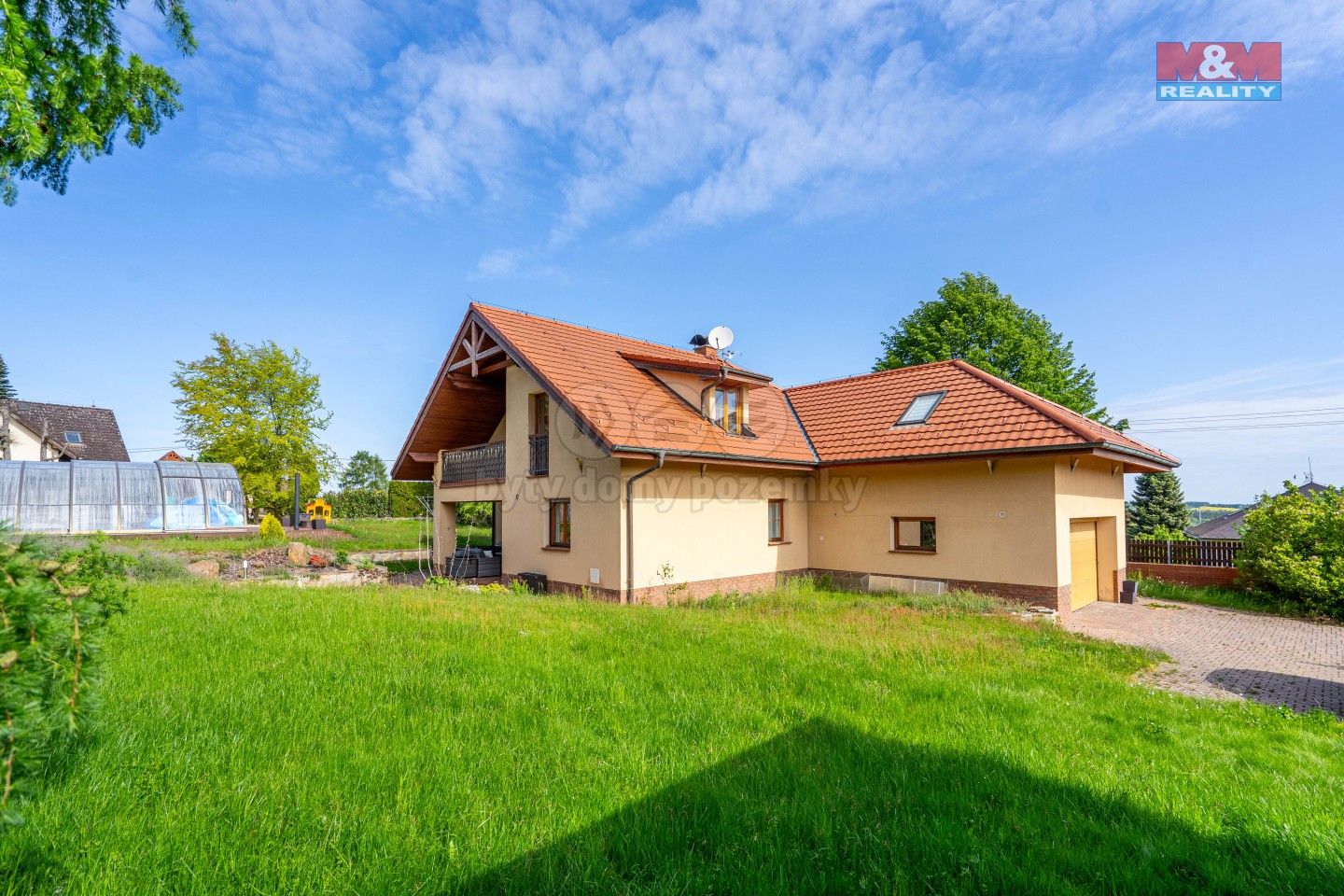 Rodinné domy, Lísková, Kamenice, 299 m²