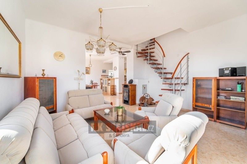 Prodej dům - Pacov, 395 01, 942 m²