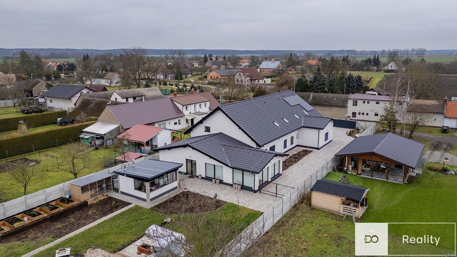 Prodej rodinný dům - Pěčice, 331 m²
