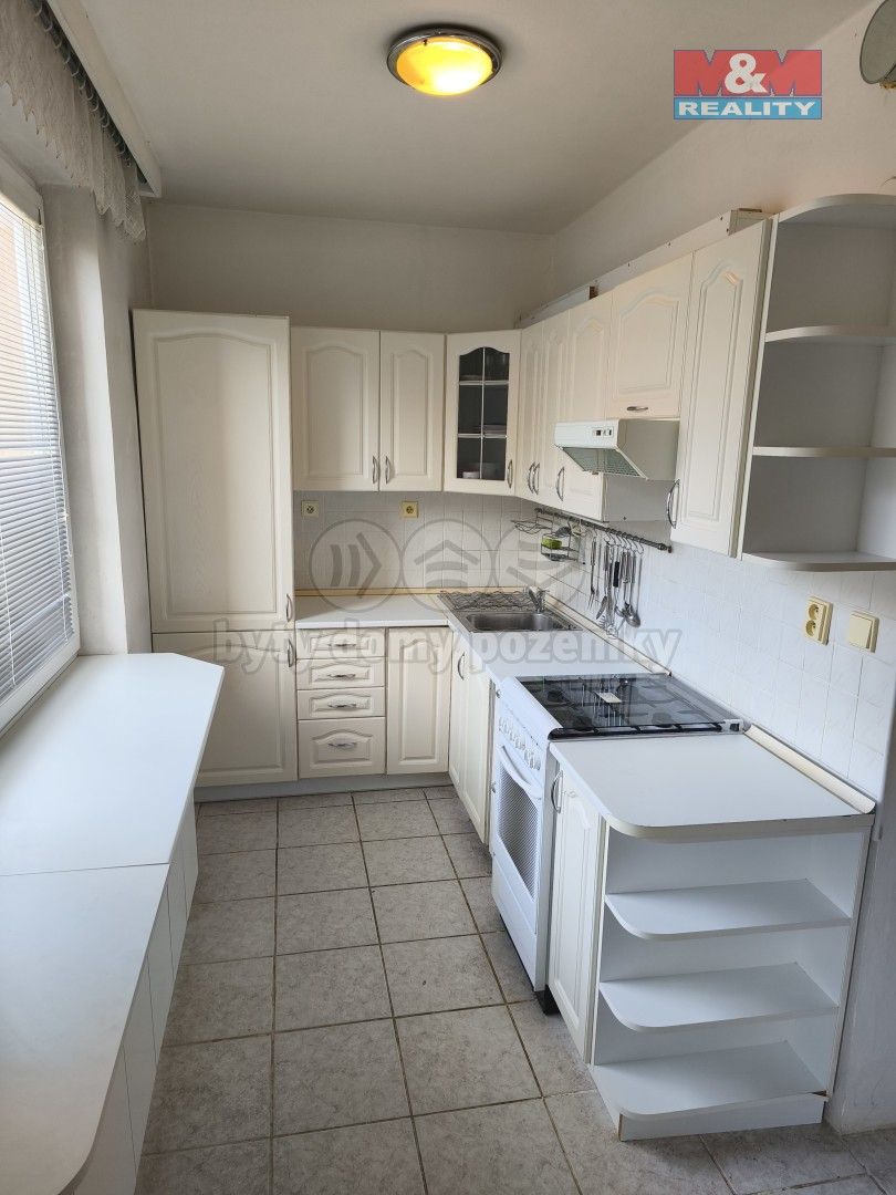 Pronájem byt 3+1 - Věry Junkové, Pardubice, 61 m²