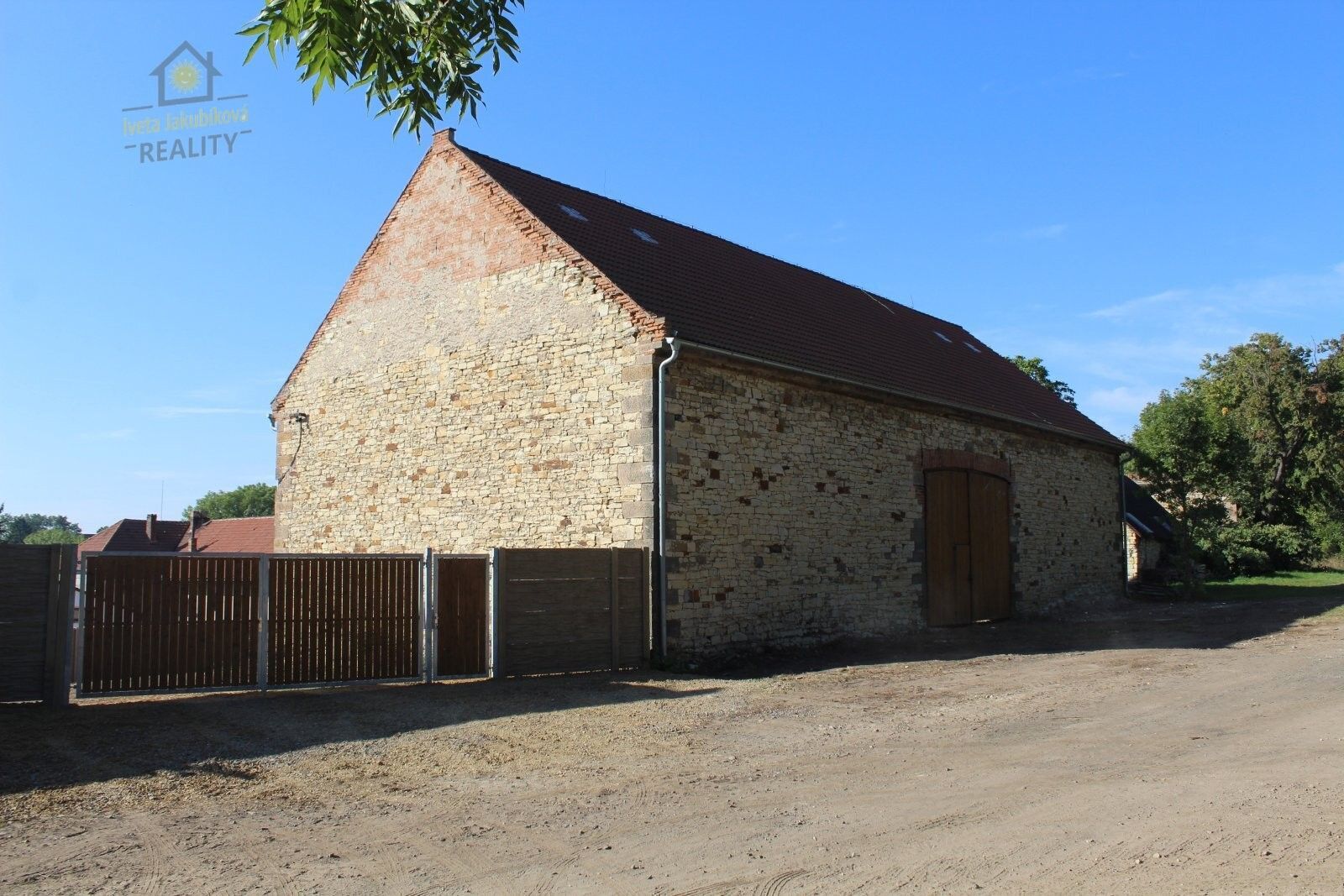 Zemědělské usedlosti, Černochov, Peruc, 300 m²