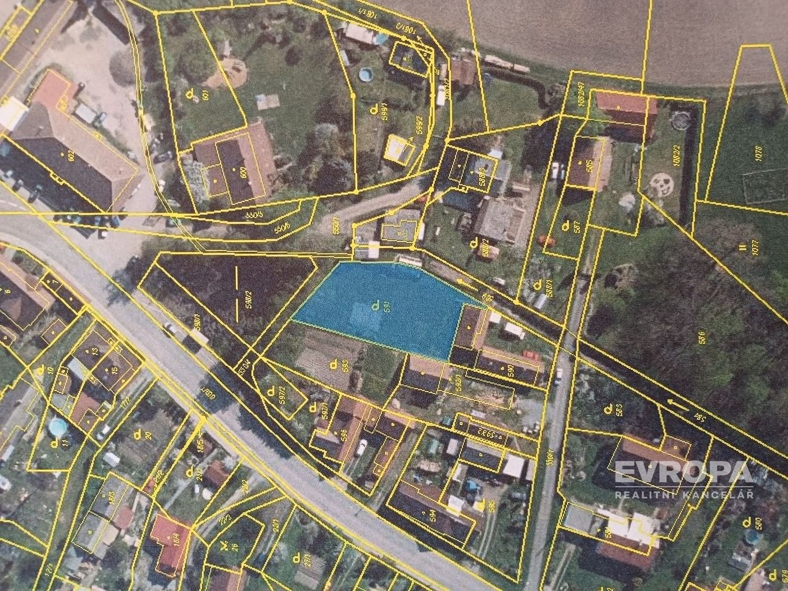 Prodej pozemek pro bydlení - Jasenná, 700 m²