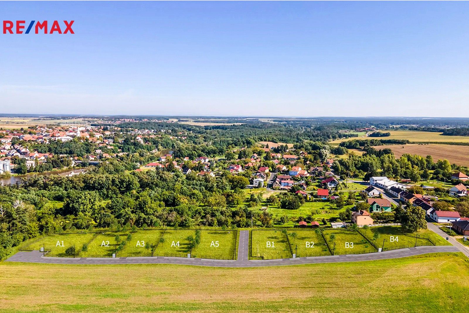 Pozemky pro bydlení, Týnec nad Labem, 911 m²