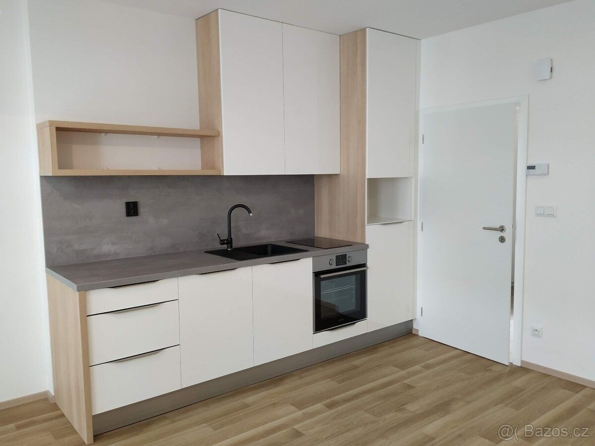 1+kk, Bučovice, 685 01, 34 m²