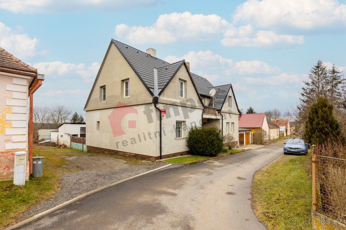 Prodej dům - Dívčice, 373 48, 187 m²
