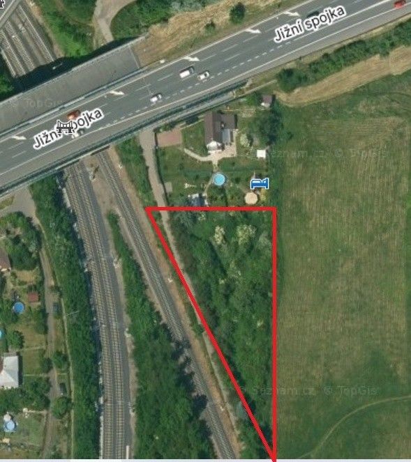 Zahrady, Praha, 100 00, 1 838 m²