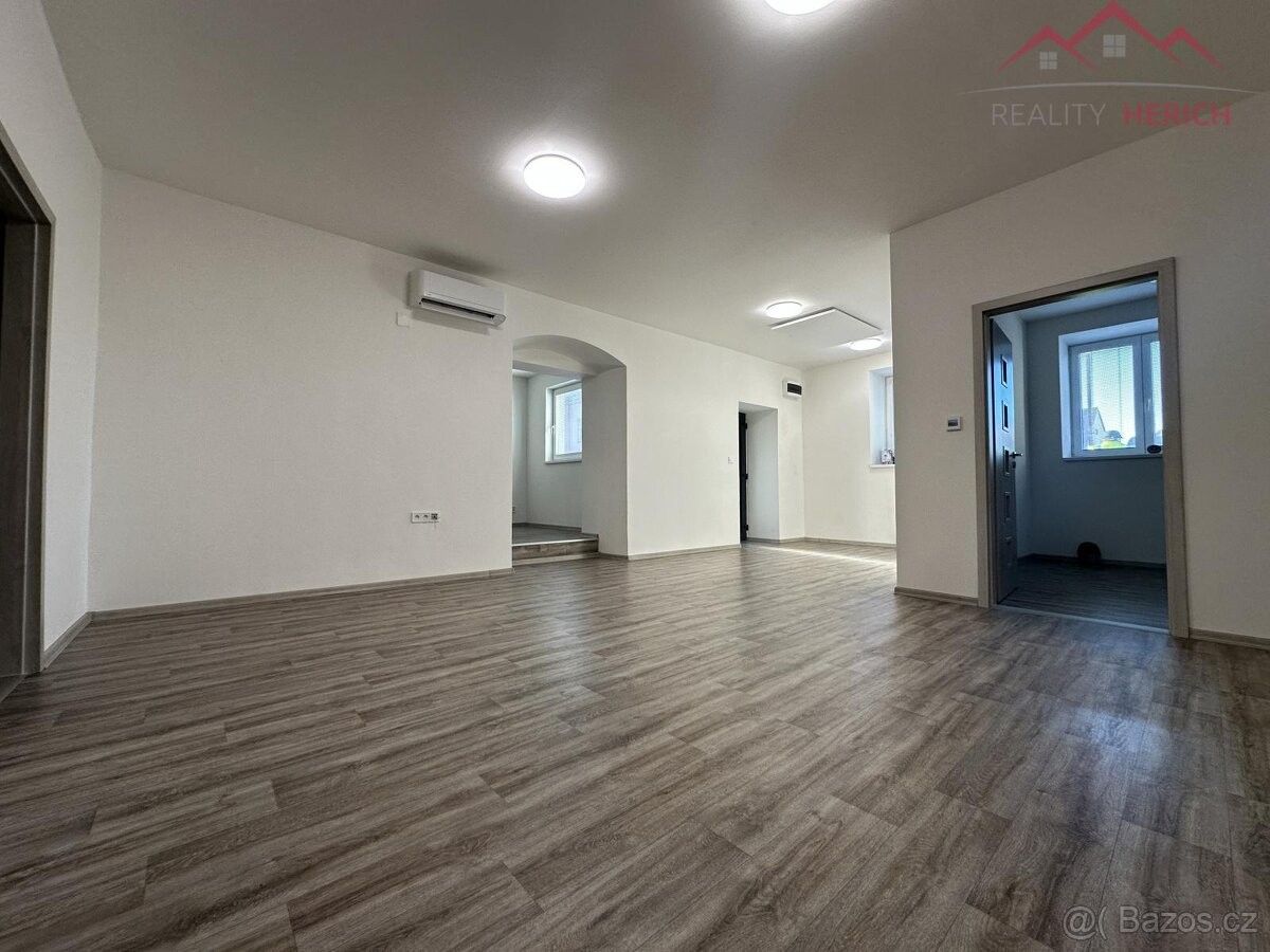 Pronájem byt 3+1 - Chomutov, 430 03, 68 m²