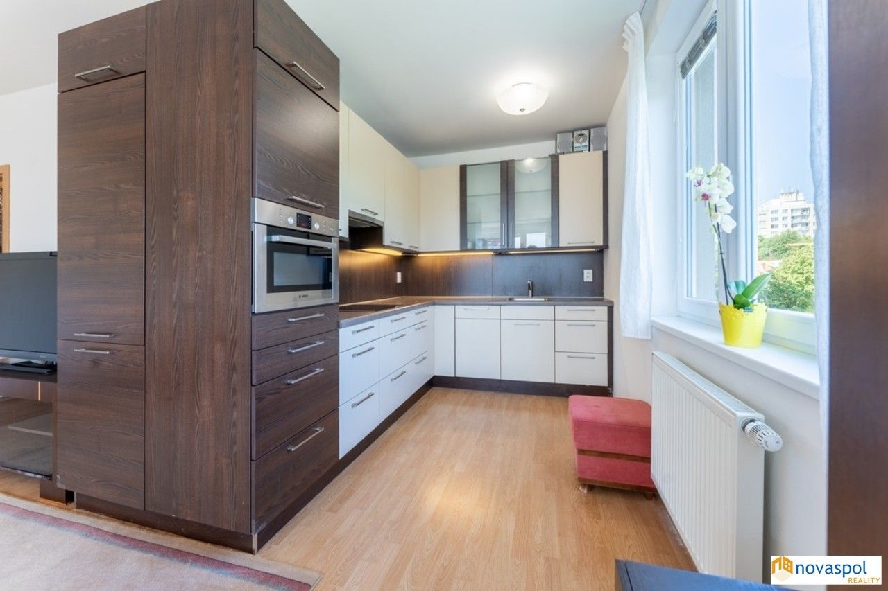 Prodej byt 2+kk - Jurkovičova, Praha, 69 m²