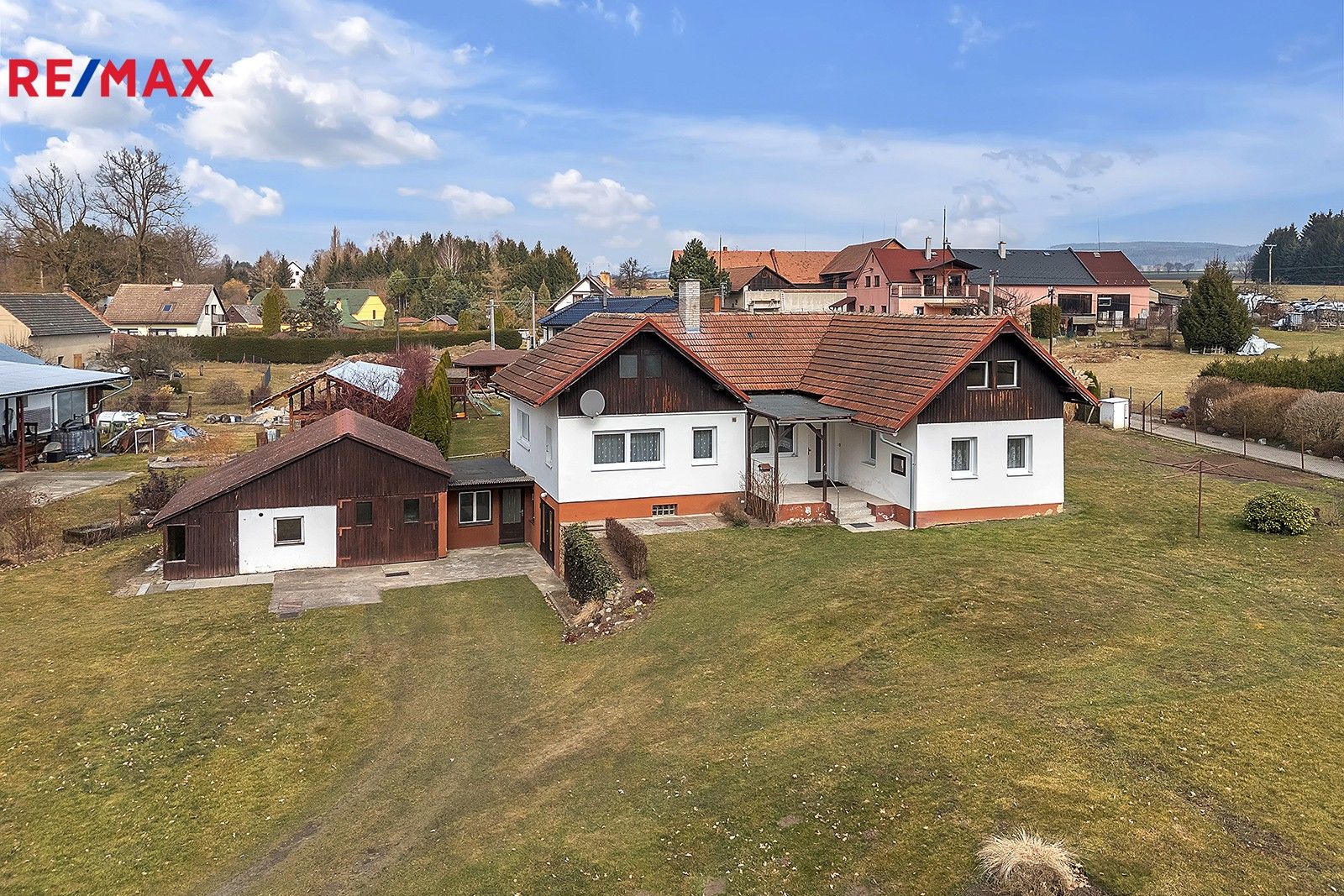 Ostatní, Žichlínek, 219 m²